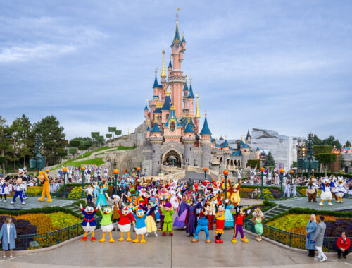 Circuito Londres e Paris visitando a Disneyland Paris