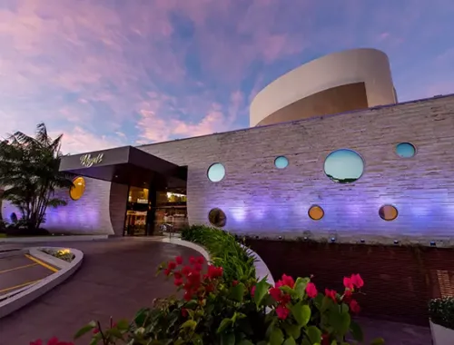 Vogal Luxury Beach Hotel